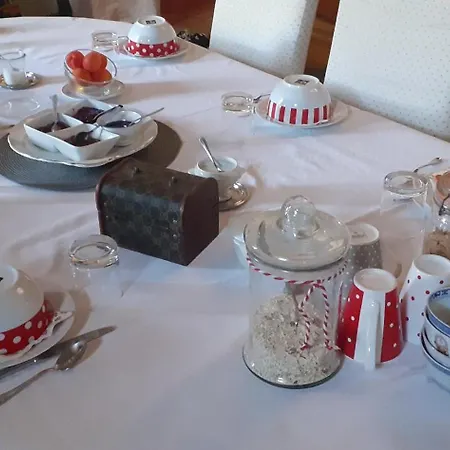 Frühstückspension De L'aunaie Pres Du Circuit